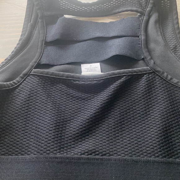 Champion C216 Womens Medium Black Racerback Vented Wire Free Sports - Picture 3 of 5